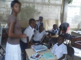 teacher-is-giving-exam